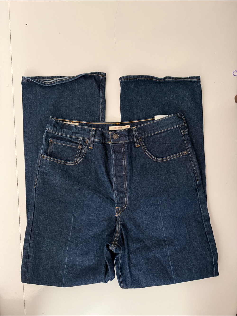 Levi ribcage jeans